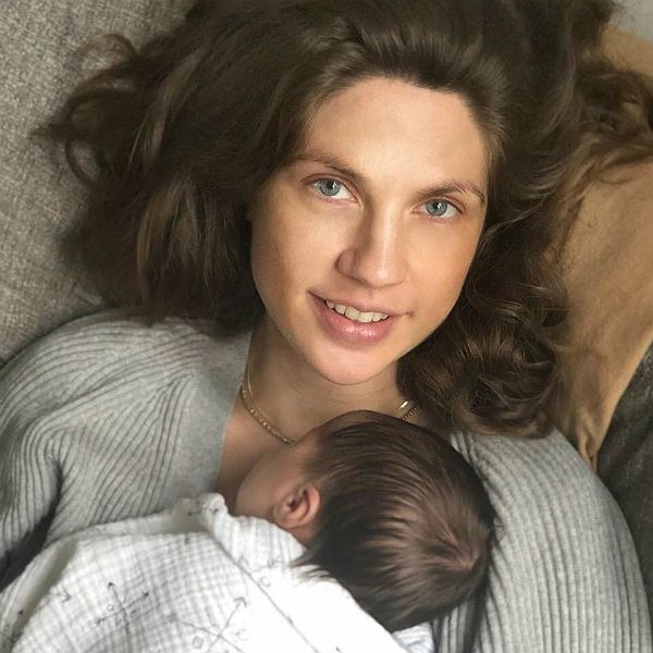Приемная дочь Дмитрия Хворостовского во второй раз стала матерью и опубликовала первое фото с сыном