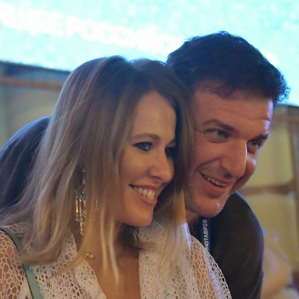 Экс-муж Максим Виторган защитил Ксению Собчак от нападок после выхода ее фильма о трагедии в Беслане