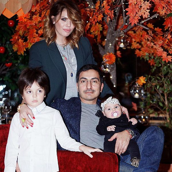 36-летняя Анастасия Стоцкая опубликовала редкое фото с мужем и детьми -  Вокруг ТВ.