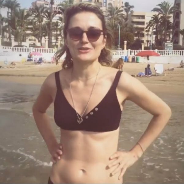 32-летняя Надежда Михалкова показала фигуру в бикини