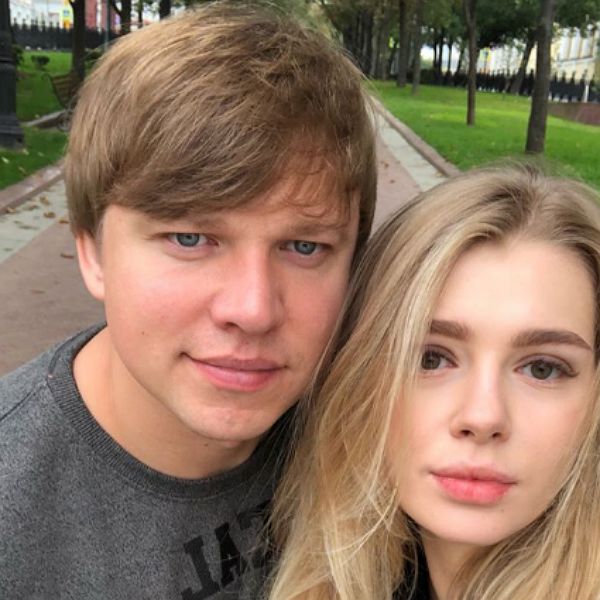 25-летняя звезда «Молодежки» Анастасия Уколова развелась с мужем после двух лет брака
