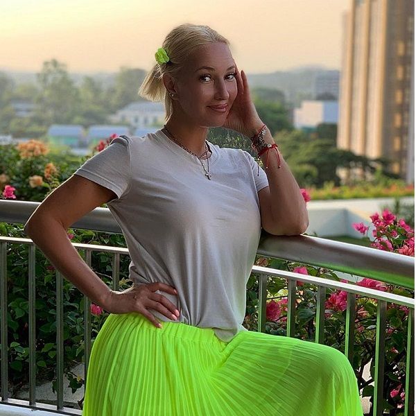 48-летняя Лера Кудрявцева показала 11-месячную дочь во всей красе