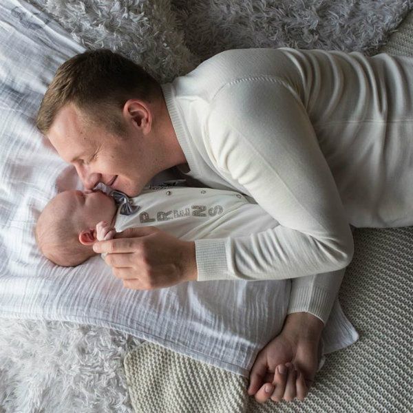 Илья Яббаров показал, как его 4-месячный сын зовет маму