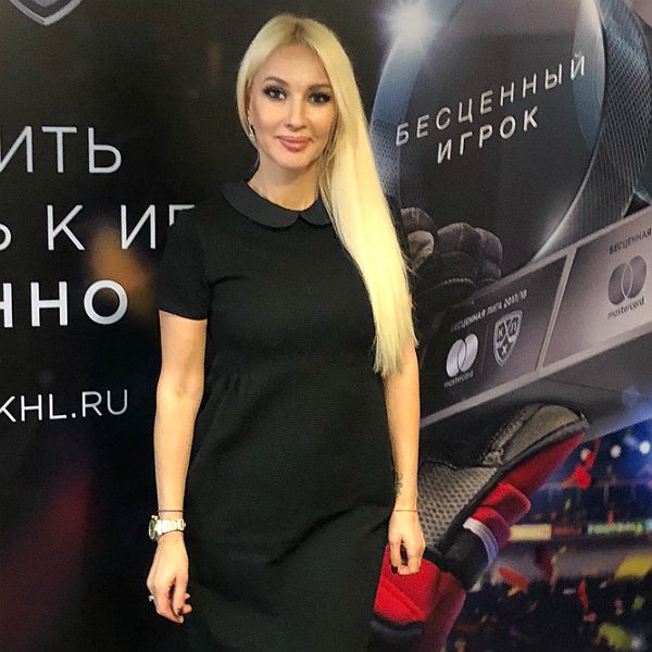 Фотофакт: 46-летняя Лера Кудрявцева беременна!
