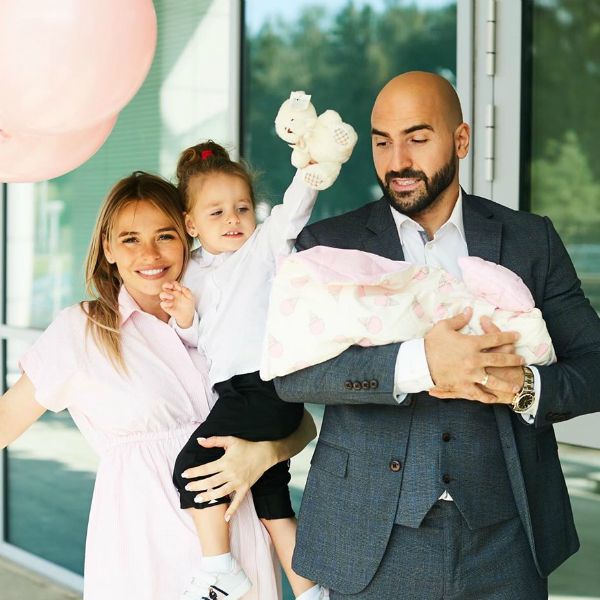 Анна Хилькевич трогательно поздравила младшую дочь с первым днем рождения