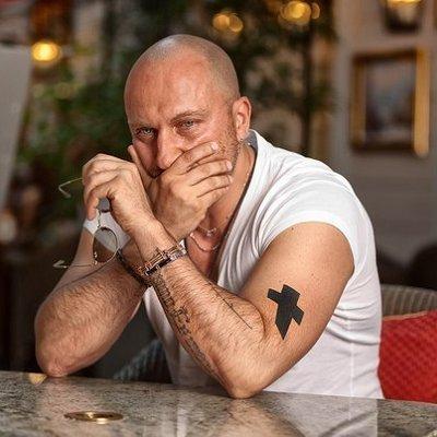 Дмитрий Нагиев наколол новую татуировку