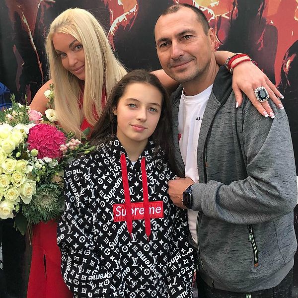 42-летняя Анастасия Волочкова воссоединилась с бывшим мужем ради 13-летней  дочери - Вокруг ТВ.