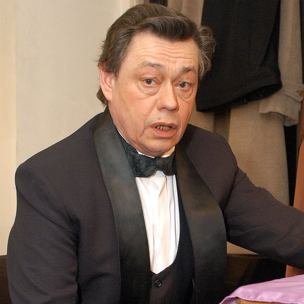 Директор «Ленкома» прокомментировал отмену вечера памяти Николая Караченцова