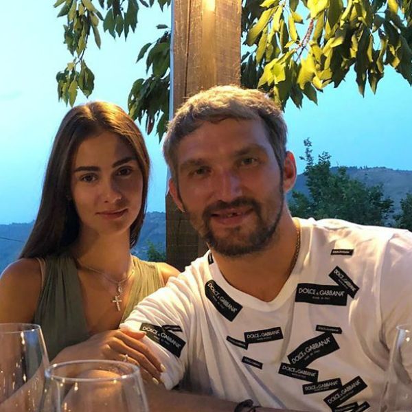 Александр Овечкин нежно признался Анастасии Шубской в любви в честь 2-й годовщины свадьбы