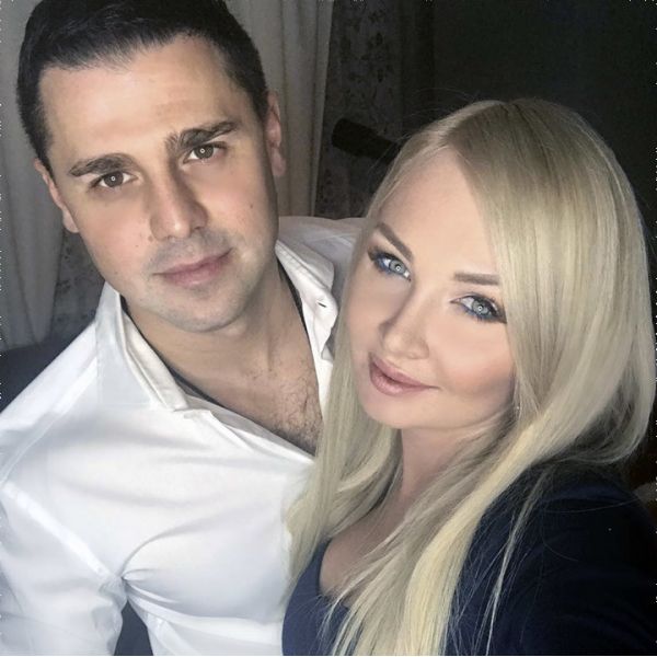 Сергей Пынзарь трогательно поздравил жену Дарью Пынзарь с годовщиной  свадьбы - Вокруг ТВ.