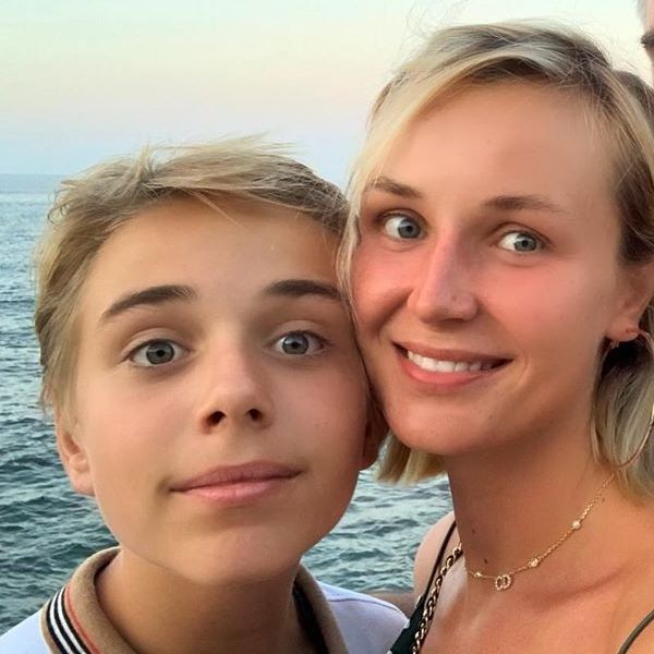 Полина Гагарина рассказала, что ее 12-летний сын отказывается сбривать усы