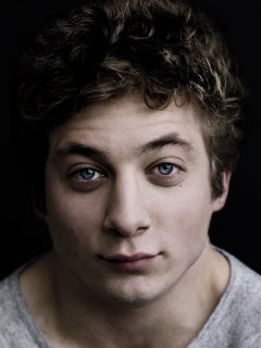 Dzheremi Allen Uajt Jeremy Allen White Akter Foto Biografiya Filmografiya Novosti Vokrug Tv