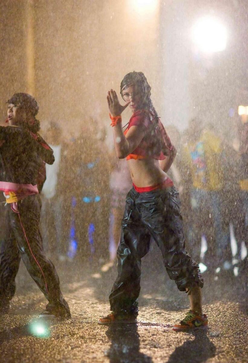 Фильм Шаг вперед 2: Улицы (Step Up 2: The Streets): фото, видео, список  актеров - Вокруг ТВ.