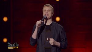 Stand Up: Слава Комиссаренко - Отличное умение пародировать Лукашенко от: STAND UP  24.02.2018