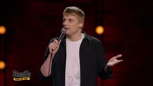 Stand Up: Слава Комиссаренко - О совместном проживании с девушкой, которая ничего не умеет  16.10.2016